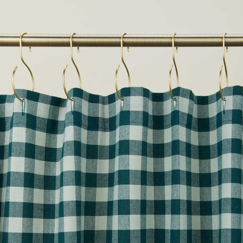 ESSENTIAL GINGHAM SHOWER CURTAIN