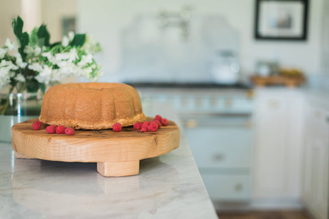 etúHOME Artful Traditionalist Solid Natural Wood Cutting Board