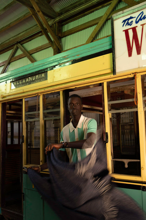 Herringbone Woven Cashmere Throw with Fringe for Contemporary Spaces