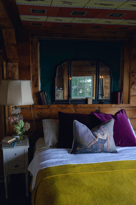 Traditional Soft Wool Blanket with Contrast Trim