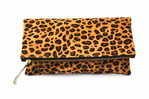Leopard Animal Graphic Clutch with Zipper Closure