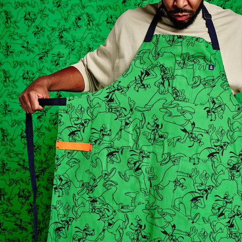 Goofy Character Print Bib Apron with Adjustable Pockets