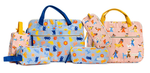 Graphic Print Zip Top Pouch with Pocket