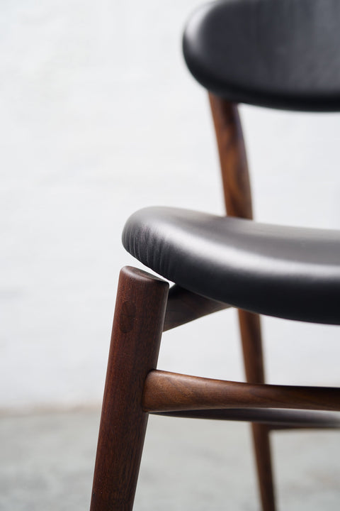 Fjoon Timeless Minimalist Mid Century Modular Bench