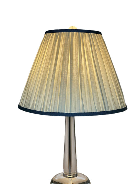 Accent Handcrafted Elegant Pleated Lamp Shade Lighting Accessories