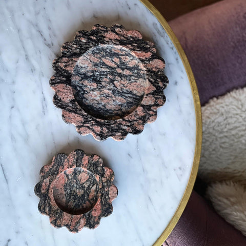 Sun Tray in House Party