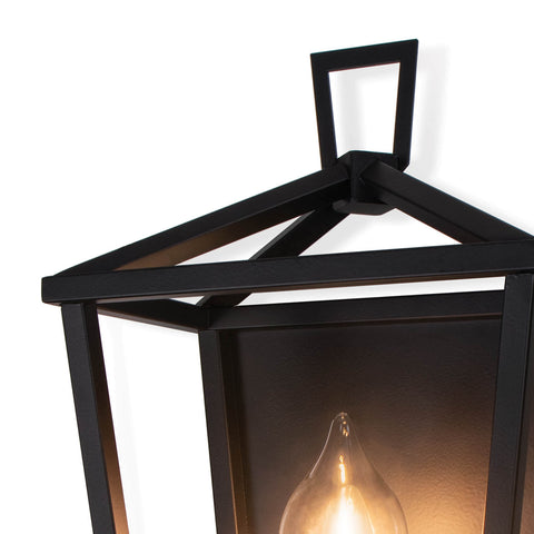 Hampton Traditional Coastal Lantern Wet Rated Outdoor Lighting
