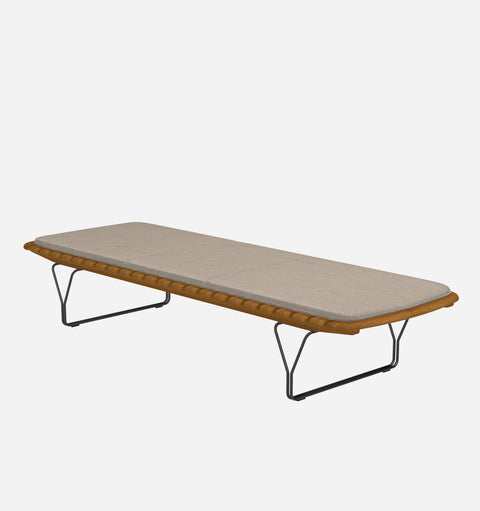 Molo Modern Lounge Chair with Cushioned Seat Outdoor Furniture