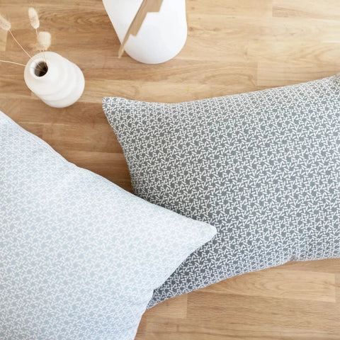 Carolina Rice Throw Pillow in Pine