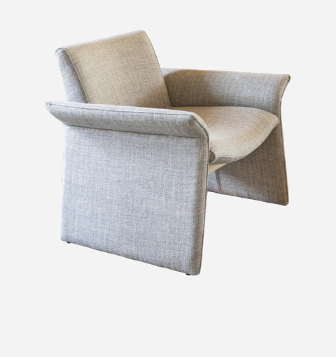 Oakley Desert Modern Timeless Minimalist Upholstered Armchair